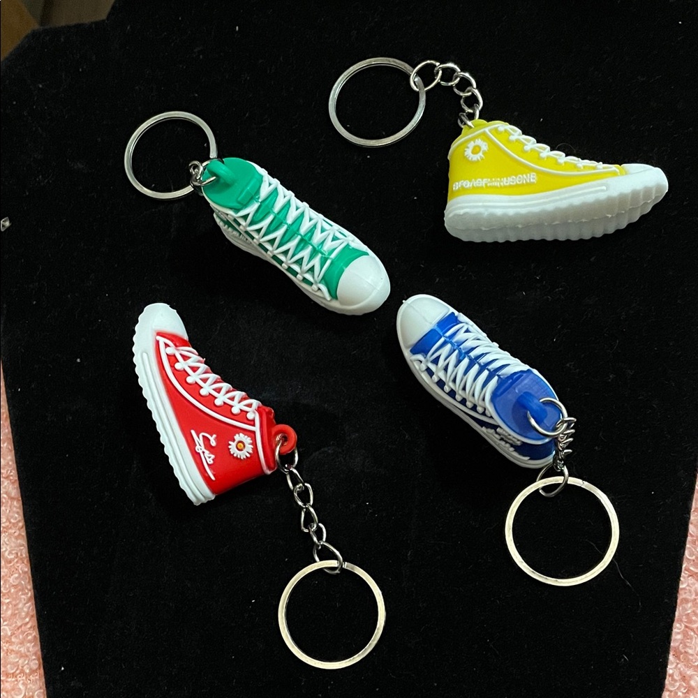 Bundle Colorful Sneaker Keychain